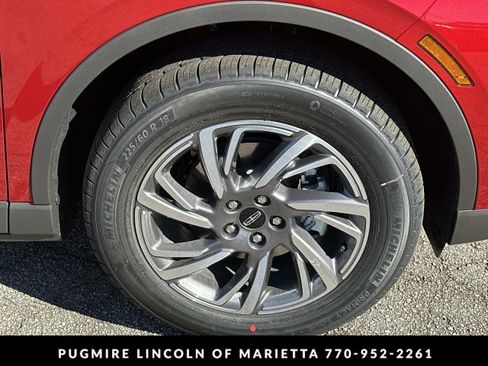 New 2026 Lincoln Corsair Premiere image 12