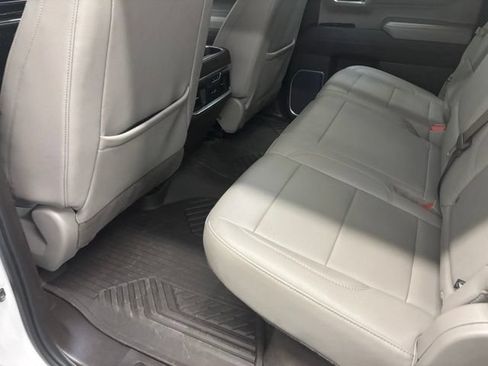Used 2023 Chevrolet Silverado 1500 LTZ AWD/4WD image 15