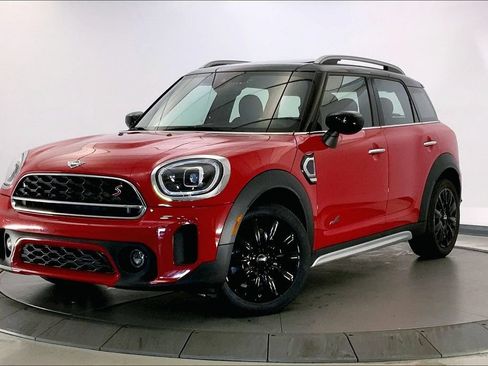 Used 2024 MINI Cooper Countryman S w/ Signature Upholstery Package AWD/4WD image 11