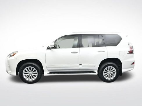 Used 2017 Lexus GX 460 Premium w/ Premium Package AWD/4WD image 4