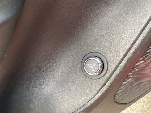 Used 2022 Chevrolet Blazer RS image 29