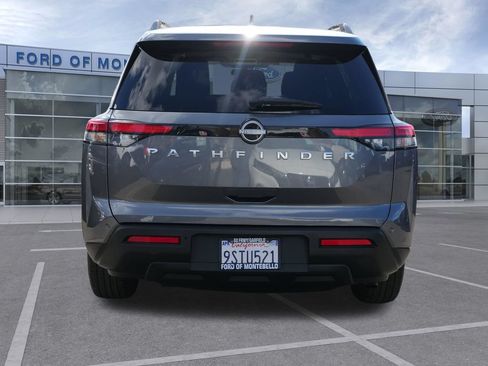 Used 2025 Nissan Pathfinder SV FWD image 6