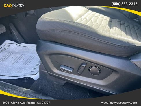 Used 2020 Ford Explorer XLT RWD image 21