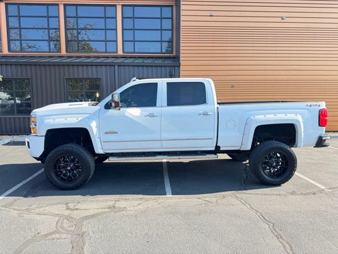Used 2017 Chevrolet Silverado 2500 High Country w/ Duramax Plus Package AWD/4WD image 2