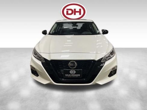 Used 2022 Nissan Altima 2.5 SR w/ Midnight Edition Package image 7