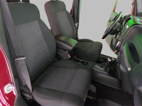 Used 2012 Jeep Wrangler Unlimited Sport image 10