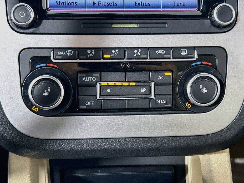 Used 2012 Volkswagen Eos Komfort FWD image 14