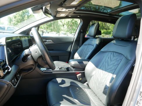 Used 2023 Kia Sportage X-Line w/ X-Line Premium Package AWD/4WD image 35