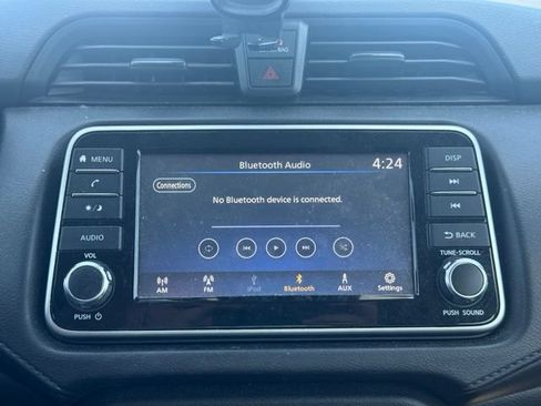 Used 2021 Nissan Versa S FWD image 21