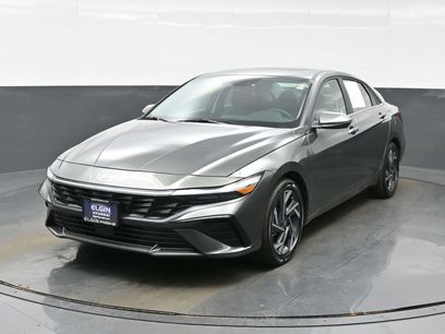 Certified 2025 Hyundai Elantra Limited