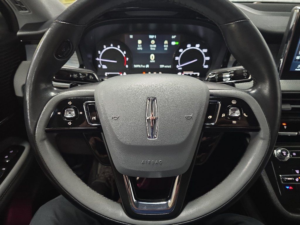 Used 2021 Lincoln Corsair AWD w/ Premium Package image 19