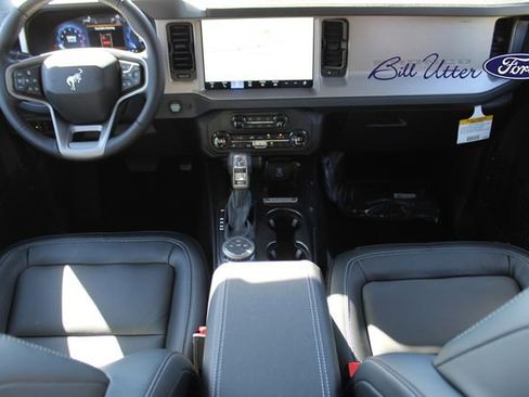 New 2025 Ford Bronco Outer Banks image 12