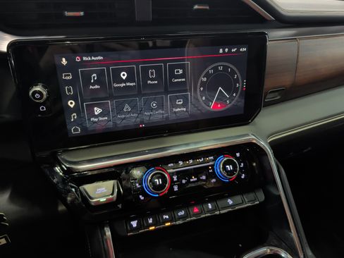 Used 2025 GMC Sierra 2500 Denali Ultimate AWD/4WD image 11