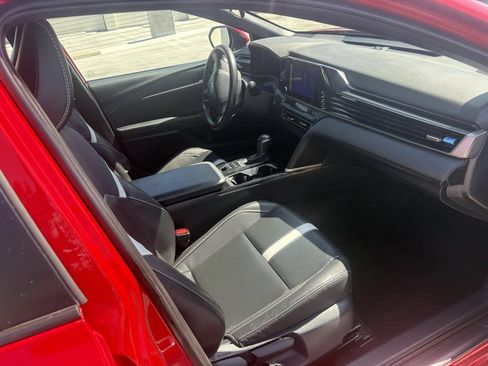 Used 2025 Toyota Camry SE FWD image 16