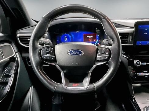 Used 2023 Ford Explorer ST w/ ST Street Pack AWD/4WD image 9