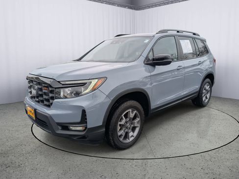 Certified 2022 Honda Passport TrailSport image 6