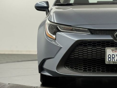 Used 2020 Toyota Corolla LE image 4