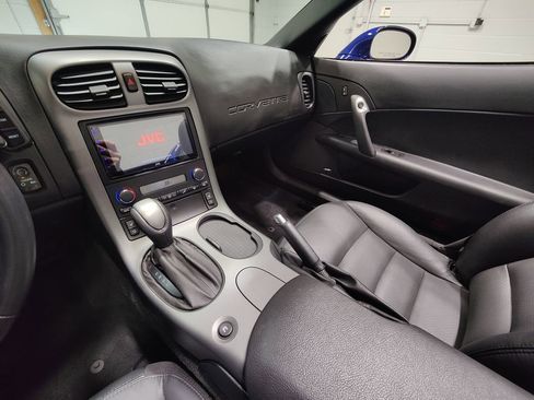 Used 2007 Chevrolet Corvette Convertible w/ Preferred Equipment Group image 29