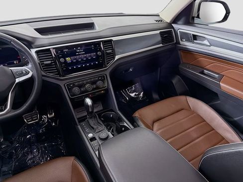 Used 2023 Volkswagen Atlas SEL Premium image 26