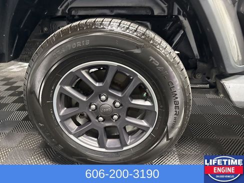 Used 2020 Jeep Gladiator Overland w/ Safety Group image 6