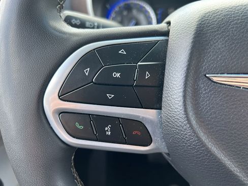 Used 2023 Chrysler Voyager LX FWD image 17