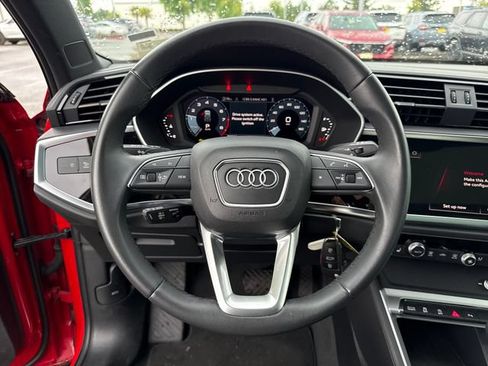 Used 2025 Audi Q3 2.0T Premium AWD/4WD image 12