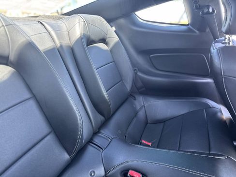 Used 2015 Ford Mustang GT Premium w/ Equipment Group 401A RWD image 25