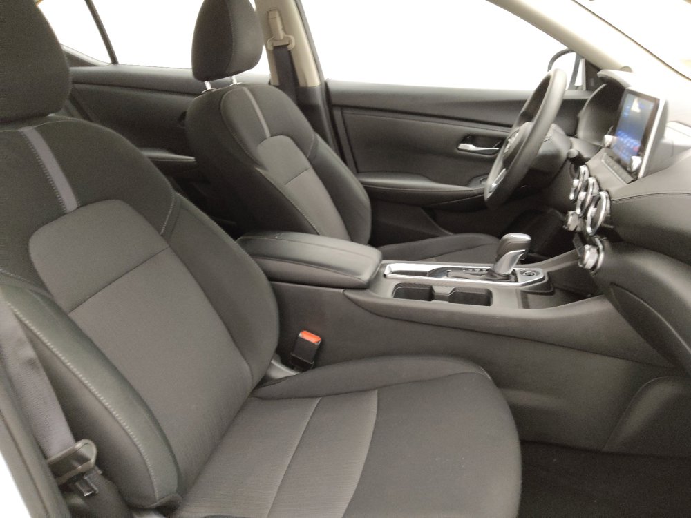 Used 2025 Nissan Sentra SV FWD image 21