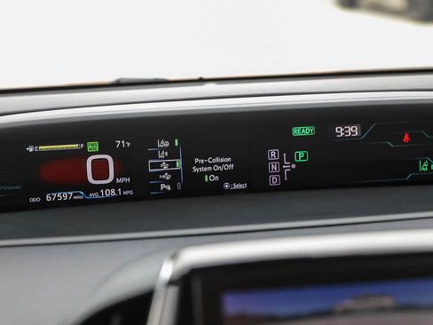 Certified 2017 Toyota Prius Prime Advanced w/ Carpet Mat Package FWD image 22