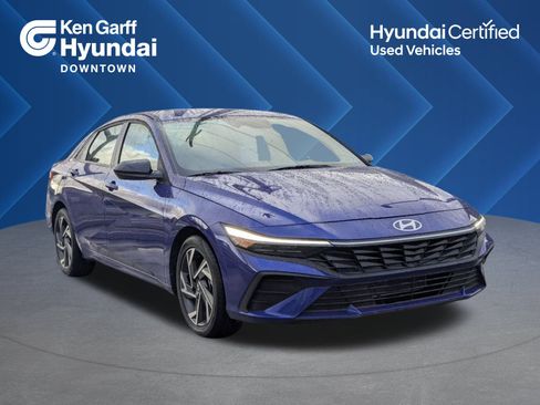 Certified 2025 Hyundai Elantra Sport image 1