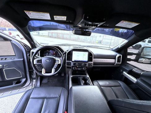 Used 2022 Ford F350 Lariat w/ Lariat Ultimate Package image 12
