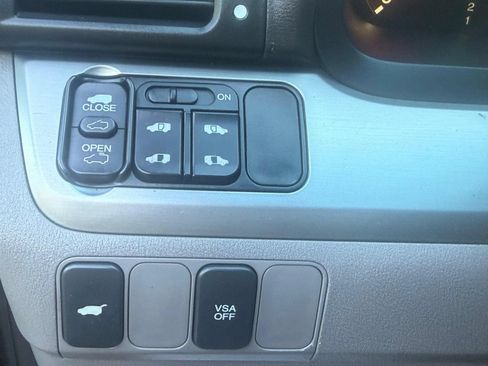 Used 2010 Honda Odyssey EX-L image 22