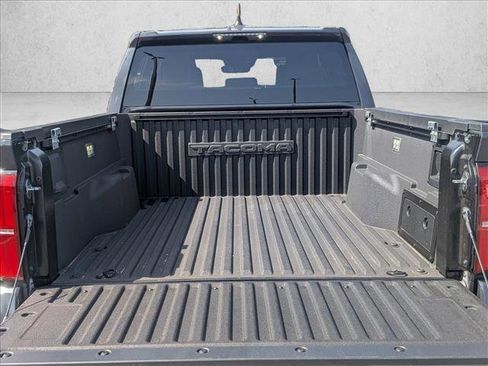 Used 2025 Toyota Tacoma TRD Off-Road AWD/4WD image 6
