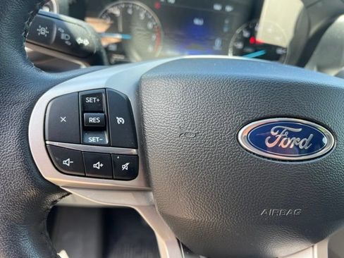 Used 2023 Ford Explorer XLT w/ Equipment Group 202A AWD/4WD image 26