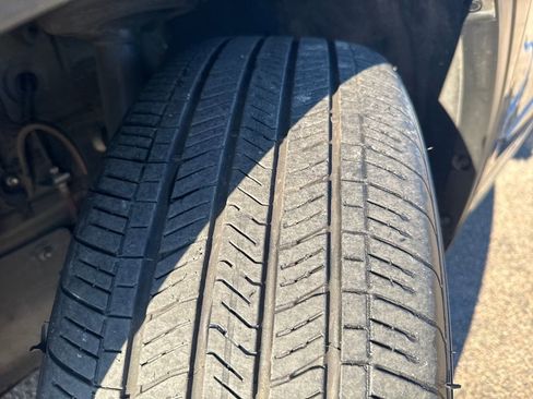 Used 2023 Toyota Highlander XSE image 44