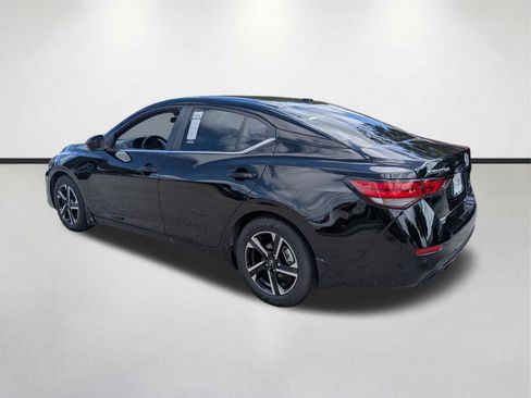 Used 2025 Nissan Sentra SV w/ All-Weather Package image 6