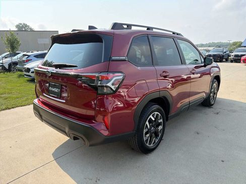 Certified 2025 Subaru Forester Premium w/ Convenience Package #1 AWD/4WD image 6