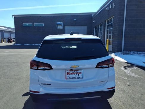 Used 2023 Chevrolet Equinox LT w/ Driver Convenience Package AWD/4WD image 4