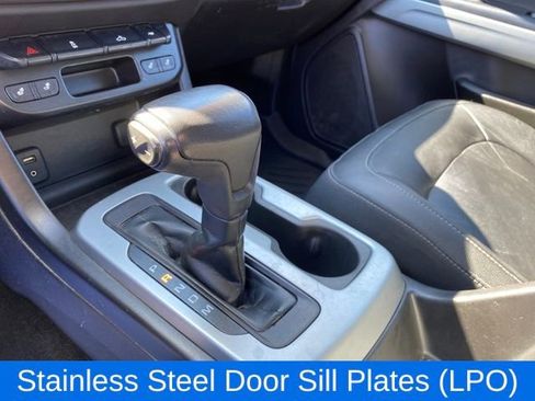 Used 2016 Chevrolet Colorado LT w/ Midnight Edition image 13