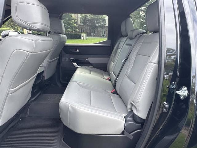 Used 2025 Toyota Tundra Limited AWD/4WD image 9