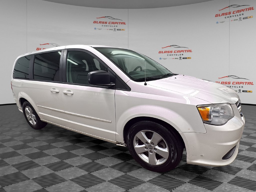 Used 2013 Dodge Grand Caravan SE FWD image 1