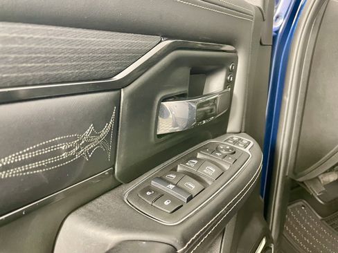 Used 2024 RAM 2500 Limited image 15