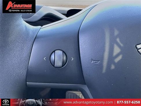 Used 2023 Tesla Model Y Long Range image 23