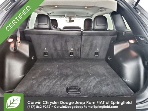 Used 2019 Jeep Cherokee Trailhawk w/ Comfort/Convenience Group image 31