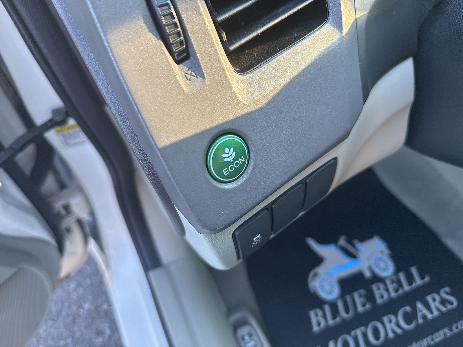 Used 2012 Honda Civic LX image 32