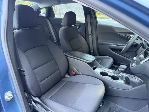 Used 2024 Chevrolet Malibu LT FWD image 32