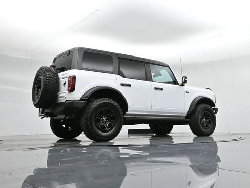 Used 2022 Ford Bronco Wildtrak image 47