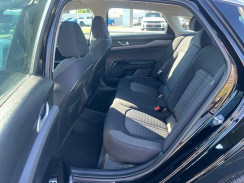 Used 2025 Kia K5 LXS FWD image 32