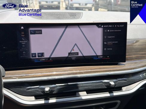 Used 2023 BMW X7 xDrive40i AWD/4WD image 26