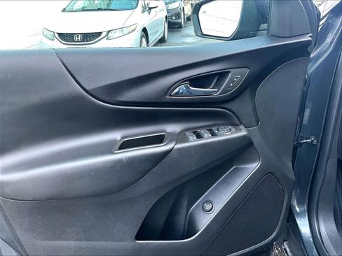 Used 2023 Chevrolet Equinox LT image 9